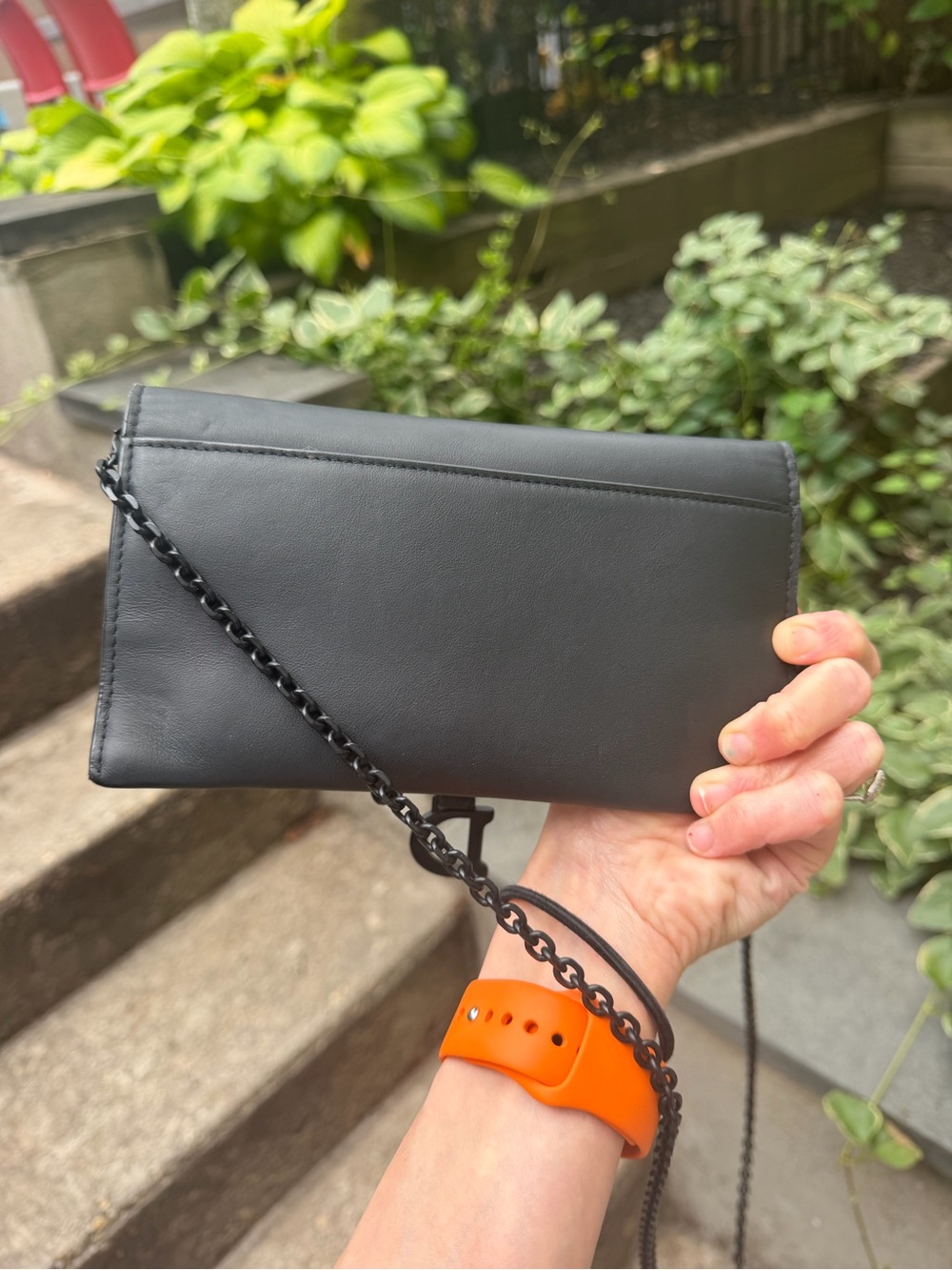 Absolutely stunning iconic EUC Dior Ultra Matte Calfskin Saddle wallet on Chain - Picture 7 of 7
